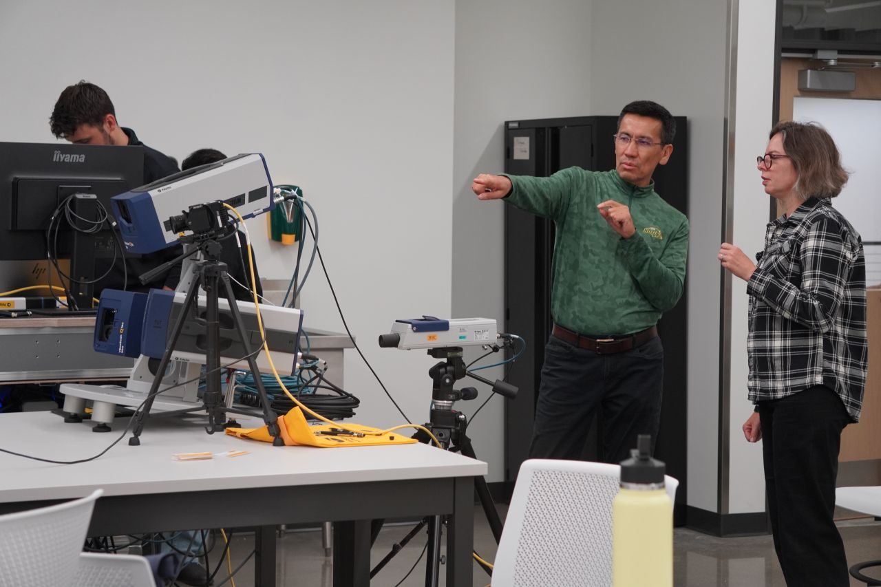 Dr. Eshkabilov during the QTec training